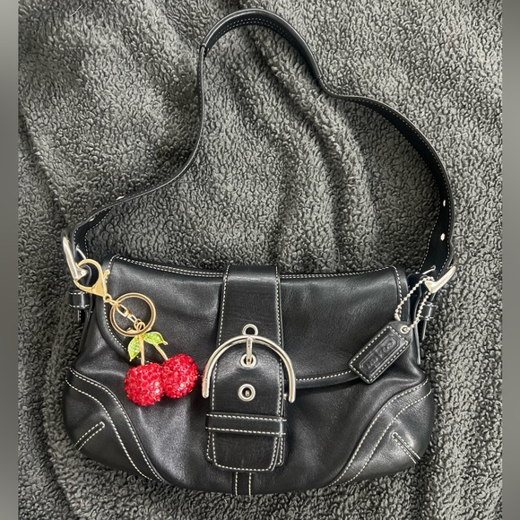 *SOLD* Vintage Coach Mini Soho Bag - Picture 2 of 8